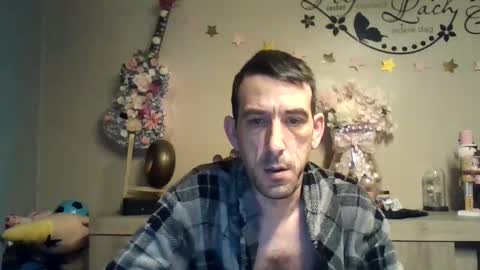 Snapshot of dreamguy38 chatting on December 5, 2025, 5:27 am dreamguy38 online show from December 5, 2025, 5:27 am