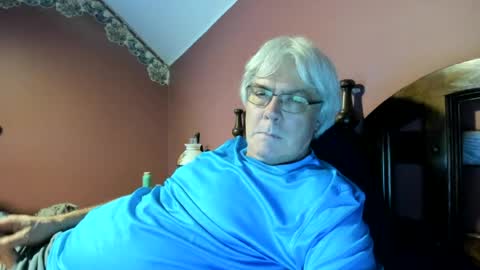 Snapshot of dug38 chatting on June 15, 2026, 3:53 am Doug online show from June 15, 2026, 3:53 am