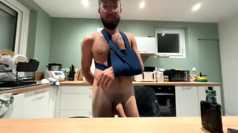 Duomagique online show from June 3, 2026, 1:52 am