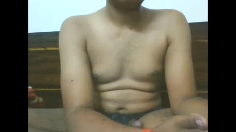 dusky_aarav online show from November 3, 2025, 9:32 am