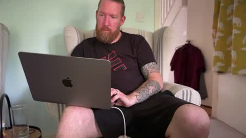 Snapshot of dxt1_____ chatting on July 7, 2026, 1:48 pm Mike online show from July 7, 2026, 1:48 pm