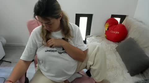 Snapshot of dyanakaylin chatting on June 4, 2026, 5:13 am dayana online show from June 4, 2026, 5:13 am