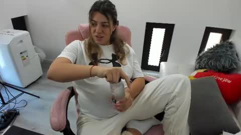 Snapshot of dyanakaylin chatting on June 13, 2026, 4:32 am dayana online show from June 13, 2026, 4:32 am