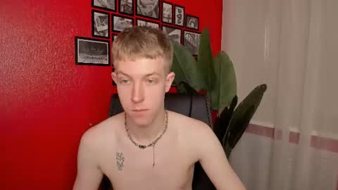 Snapshot of dylan_norton chatting on June 28, 2026, 10:21 am Dylan online show from June 28, 2026, 10:21 am