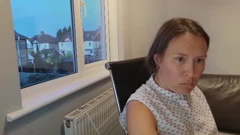 Nadia Ferreira  online show from July 10, 2026, 8:33 pm