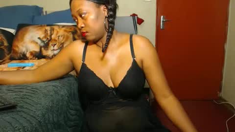 Snapshot of ebonyseductresx chatting on June 3, 2026, 7:08 pm ebonyseductresx online show from June 3, 2026, 7:08 pm