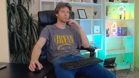 Snapshot of eddie_baker chatting on July 15, 2026, 8:36 pm eddie_baker online show from July 15, 2026, 8:36 pm