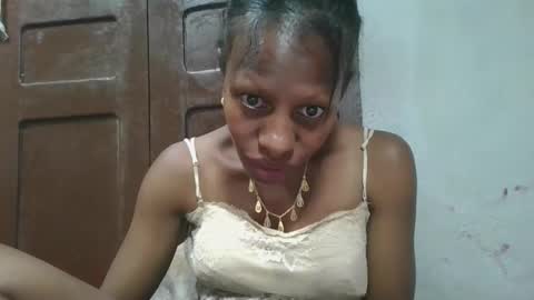 edwige770943 online show from June 2, 2026, 8:11 pm