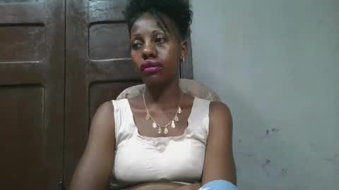 edwige770943 online show from June 4, 2026, 5:46 am
