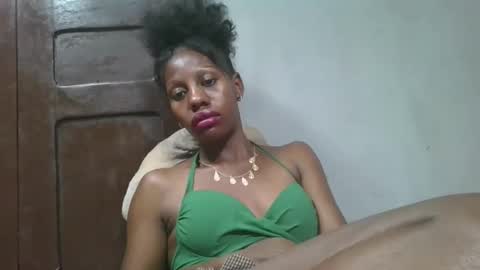 edwige770943 online show from June 5, 2026, 7:52 pm