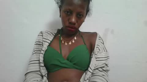 edwige770943 online show from June 7, 2026, 1:21 am