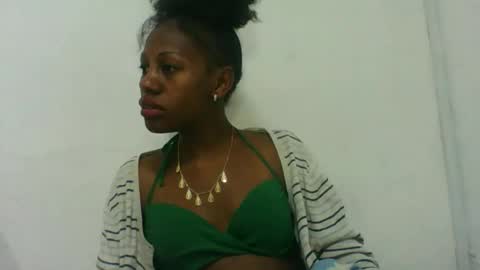 edwige770943 online show from June 11, 2026, 5:16 am