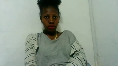 edwige770943 online show from June 17, 2026, 4:15 am