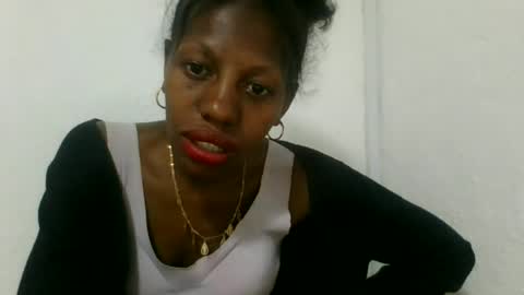 edwige770943 online show from June 29, 2026, 3:12 pm