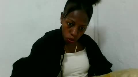 edwige770943 online show from July 2, 2026, 6:08 am