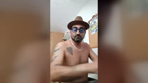 eemmee708927 online show from June 29, 2026, 2:39 pm