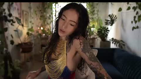 Effy online show from June 27, 2026, 5:29 pm