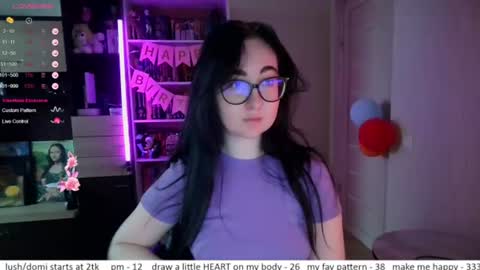 Snapshot of el_sweety chatting on July 14, 2026, 10:09 am If you like it when I meow give me a thumbs up online show from July 14, 2026, 10:09 am