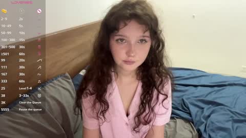 Snapshot of ela_wish chatting on July 30, 2026, 7:57 pm Ela online show from July 30, 2026, 7:57 pm