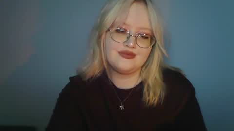 elayne_sweet online show from June 19, 2026, 6:07 am