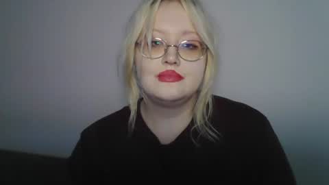 elayne_sweet online show from June 27, 2026, 12:22 pm
