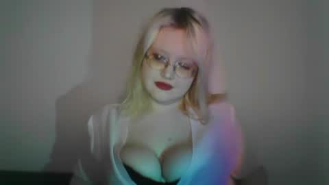 elayne_sweet online show from July 13, 2026, 6:05 am