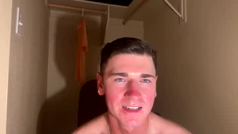 elijahkinky24 online show from May 16, 2026, 12:18 am