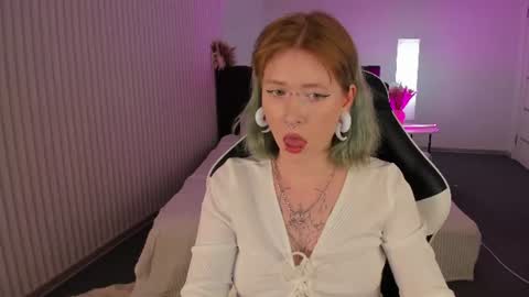 Elira Vane online show from June 16, 2026, 10:51 am