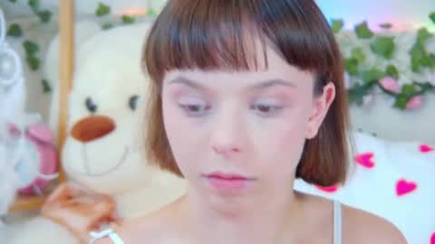 ElisabethDavis online show from August 4, 2026, 3:36 pm