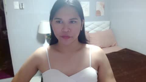 Snapshot of ellaford chatting on June 17, 2026, 3:09 am EllaFord online show from June 17, 2026, 3:09 am