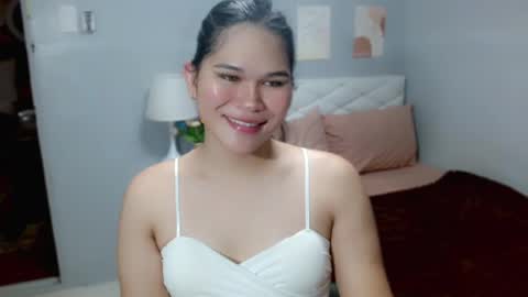 Snapshot of ellaford chatting on June 18, 2026, 4:57 am EllaFord online show from June 18, 2026, 4:57 am