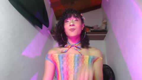 Snapshot of ellis_flowers chatting on June 19, 2026, 12:37 am . online show from June 19, 2026, 12:37 am