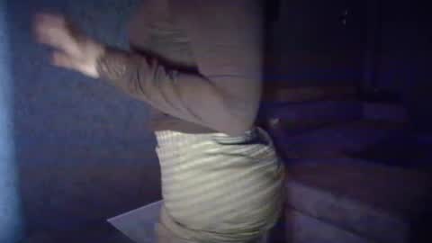 Snapshot of elllesweet chatting on July 1, 2026, 1:40 am Ellle online show from July 1, 2026, 1:40 am
