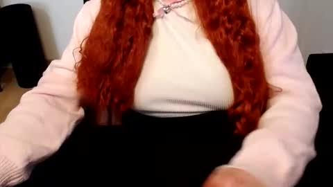 Elly online show from May 11, 2026, 6:49 pm