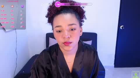 Snapshot of ema__miller chatting on January 5, 2025, 11:48 am ema__miller online show from January 5, 2025, 11:48 am
