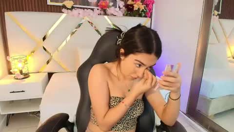Emily  online show from July 29, 2026, 7:06 am