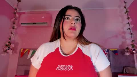 Emiily Grace online show from July 2, 2026, 11:38 am