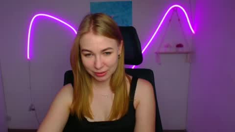 Emilia online show from June 19, 2026, 11:36 am