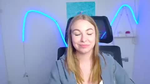 Emilia online show from July 5, 2026, 11:28 am