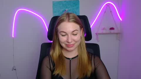 Emilia online show from July 6, 2026, 11:40 am