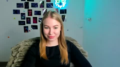 Emilia online show from July 10, 2026, 5:34 am