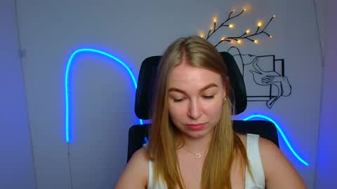 Emilia online show from July 17, 2026, 5:47 am