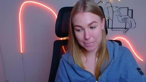 Emilia online show from July 20, 2026, 10:39 am