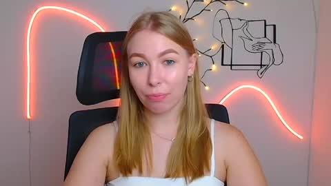 Emilia online show from August 6, 2026, 5:53 am