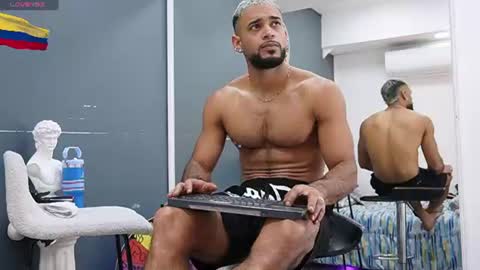Snapshot of emilio_brandon chatting on July 5, 2026, 10:55 am Emilio online show from July 5, 2026, 10:55 am