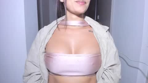 emilly online show from July 12, 2026, 3:19 am