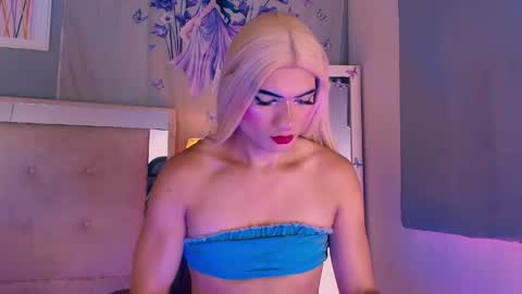 emily_castillo1_ online show from May 26, 2026, 5:25 am