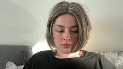 emily_morning_dew online show from May 15, 2026, 4:08 am