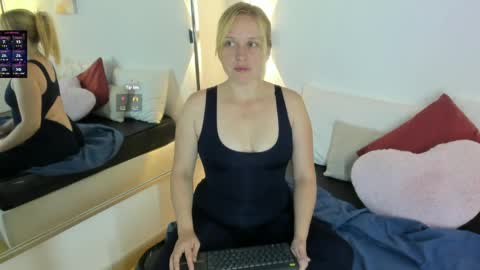 Summer 3 online show from May 24, 2026, 3:50 pm