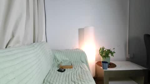 Snapshot of emma______1996 chatting on July 11, 2026, 7:33 am emma______1996 online show from July 11, 2026, 7:33 am